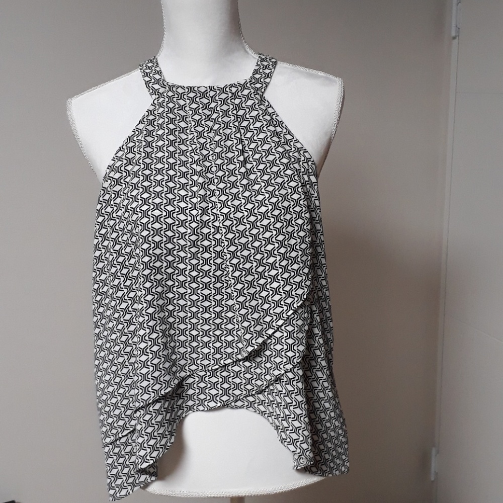 Express NWOT hi-lo sleeveless blouse